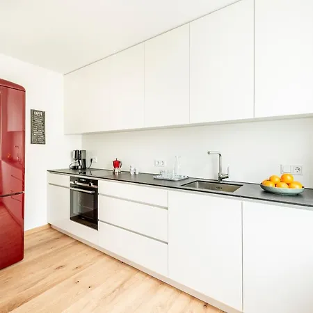 Haus Im Zentrum Mit Garten Vakantiehuis