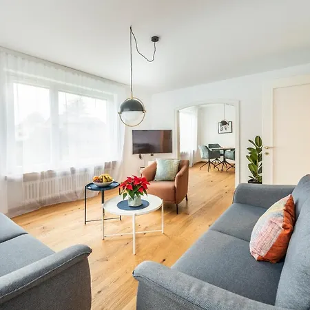 Vakantiehuis Haus Im Zentrum Mit Garten Bregenz