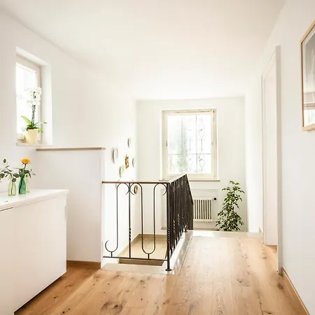Haus Im Zentrum Mit Garten Vakantiehuis